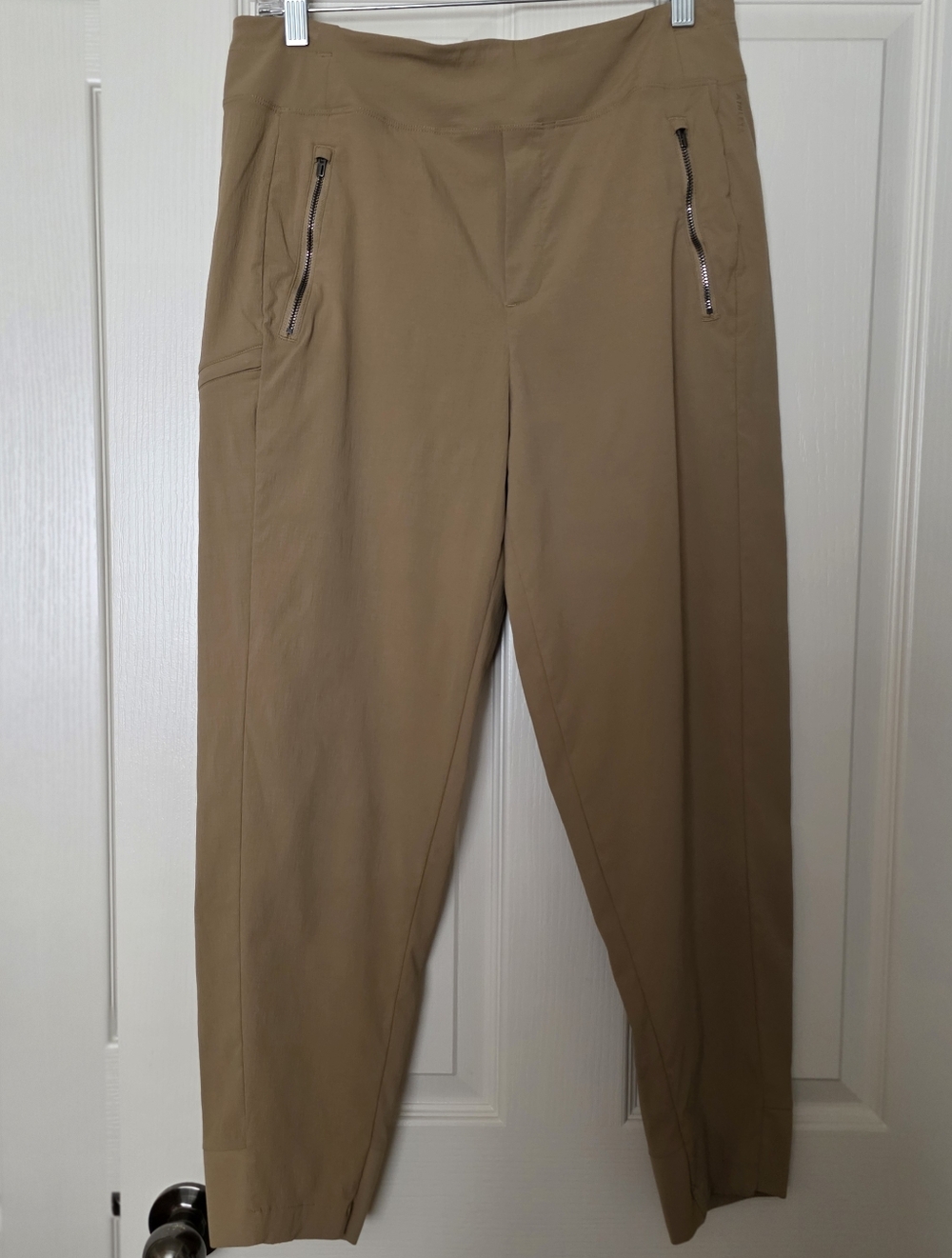 Athleta Trekkie North High Rise Jogger Pants Size 10